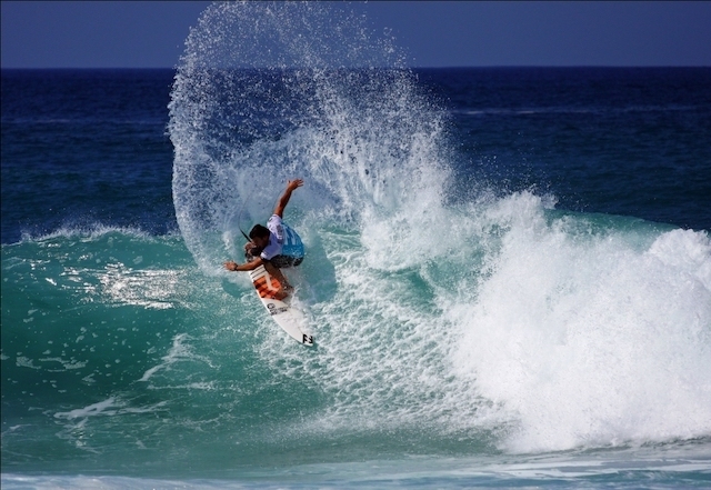 MANIOBRAS DEL SURF: SNAP MANIOBRAS DEL SURF: SNAP