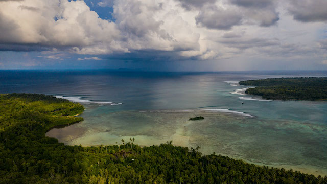 el mejor viaje de surf en barco en las Mentawai