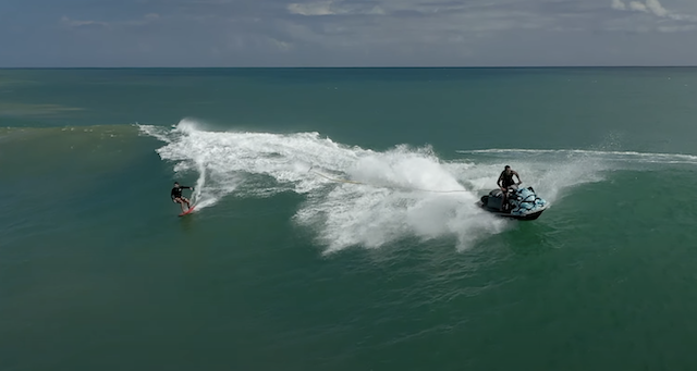 Bali mega swell 2021